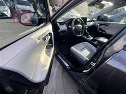 تۆیۆتا ڕاڤ 4